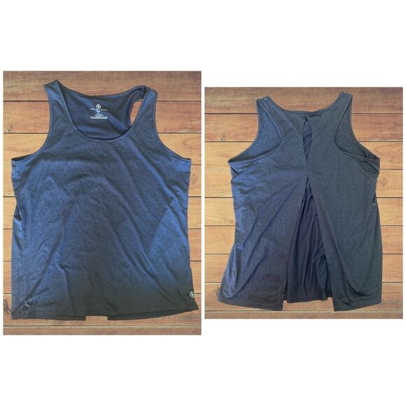 Adrienne Vittadini Tops - Adrienne Vittadini gray workout top